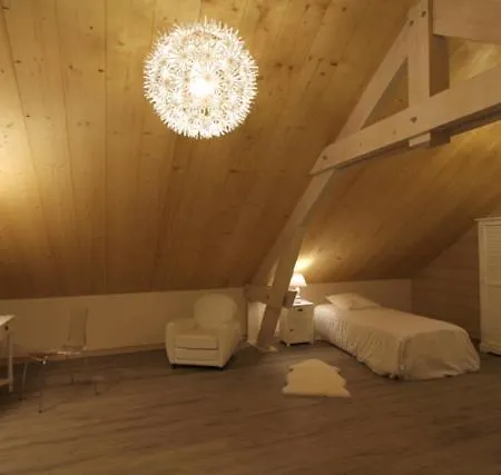 Couette-café D'hôtes Couleurs Bois&spa 4*