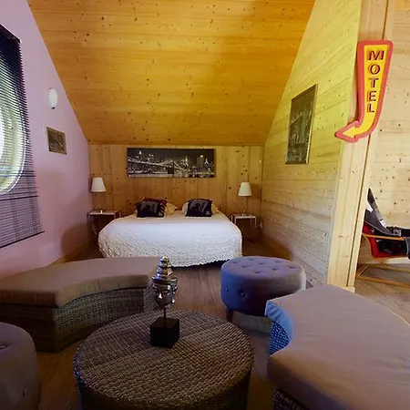D'hotes Couleurs Bois & Oda ve Kahvaltı Xonrupt-Longemer