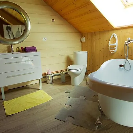 D'hôtes Couleurs Bois&spa Couette-café